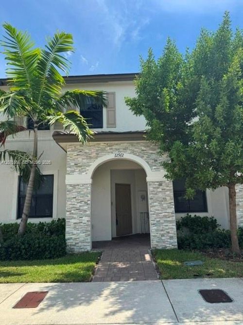 12912-12912 Sw 232nd Ter, Homestead, FL, 33032-9235 | Card Image