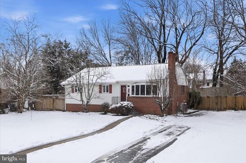 3908 Longstreet Ct, ANNANDALE, VA, 22003-1710 | Card Image