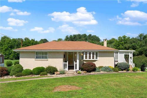 146 Larkspur Cir, Mt Pleasant, PA, 15666-2474 | Card Image