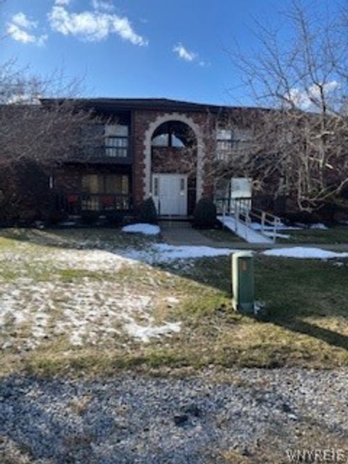 4c-1187 Indian Church Rd, West Seneca, NY, 14224-1370 | Card Image