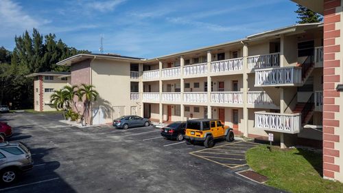 apt-106-4770 Nw 10th Ct, Plantation, FL, 33313-6549 | Card Image