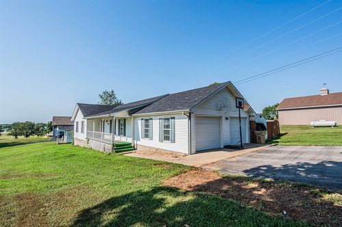 101 Villa Dr, Brownsville, KY, 42210-9417 | Card Image