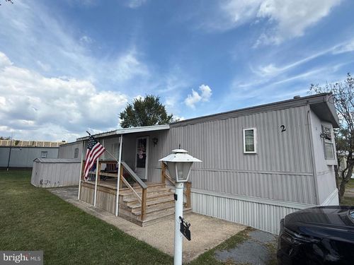 2 Caravan Ct, MIDDLETOWN, PA, 17057-2809 | Card Image
