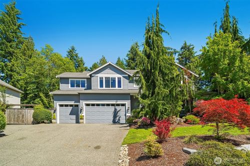 7333 N Creek Loop, Gig Harbor, WA, 98335-6900 | Card Image