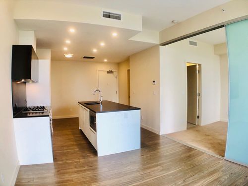 1507-6383 Mckay Ave, Burnaby, BC, V5H0H8 | Card Image