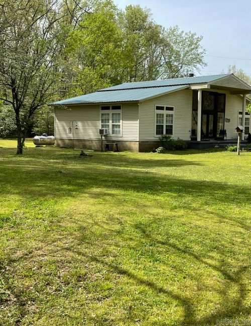 218 River Rd, Hardy, AR, 72542-9405 | Card Image