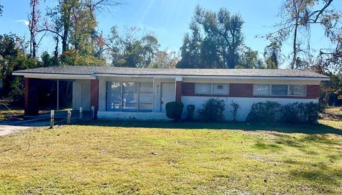 1207 Leone Ave., Valdosta, GA, 31602 | Card Image