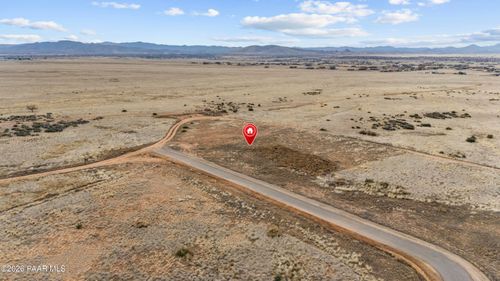 9084 N Harvest Sun Ln, Prescott Valley, AZ, 86315-8957 | Card Image