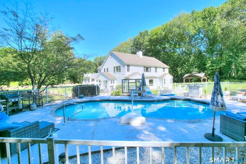 81 Trails End Rd, Weston, CT, 06883-1213 | Card Image