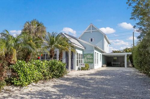 307 Spring Ave, ANNA MARIA, FL, 34216 | Card Image