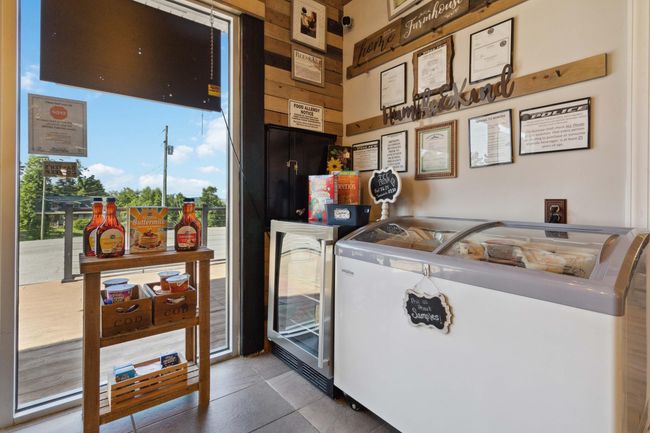 211 Stoneybrook Rd, House other with 2 bedrooms, 2 bathrooms and null parking in Burnside KY | Image 52
