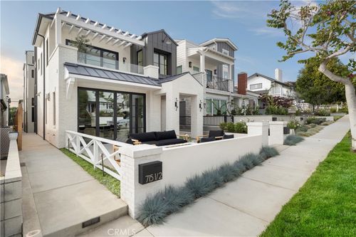 715 1/2 Poinsettia Ave, Corona del Mar, CA, 92625-5526 | Card Image