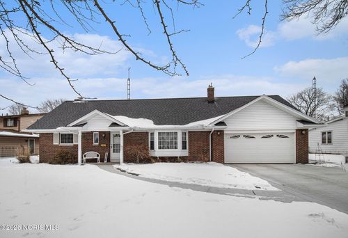 2925 Capri Dr, Toledo, OH, 43611-1202 | Card Image
