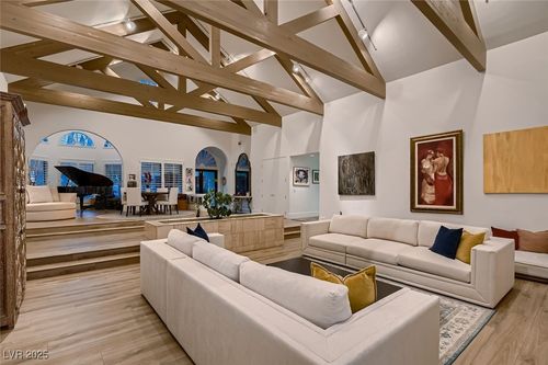 205 Desert View St, Las Vegas, NV, 89107-2356 | Card Image