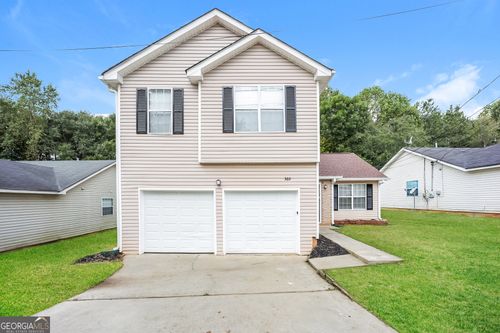 3611 Salem Glen Rd, Lithonia, GA, 30038-4817 | Card Image