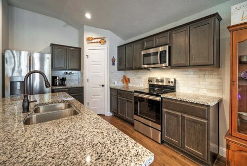 21707 Crystal Way, Lago Vista, TX, 78645-2120 | Card Image
