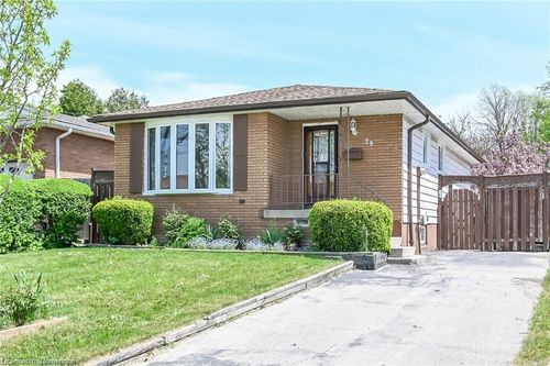 29 Birchcliffe Cres, Hamilton, ON, L8T4K6 | Card Image