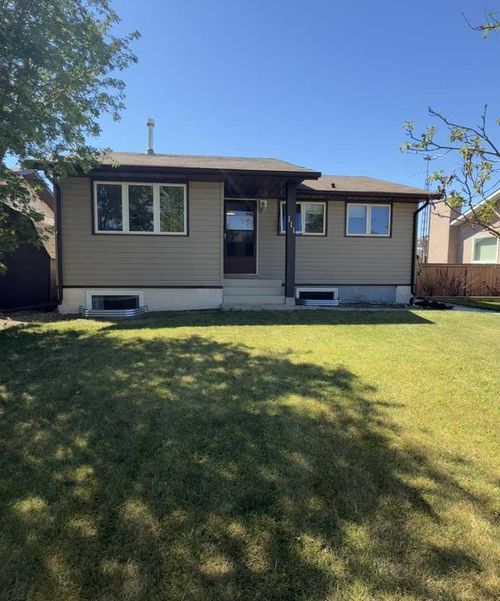 111 Shacker Cres, Hanna, AB, T0J1P0 | Card Image