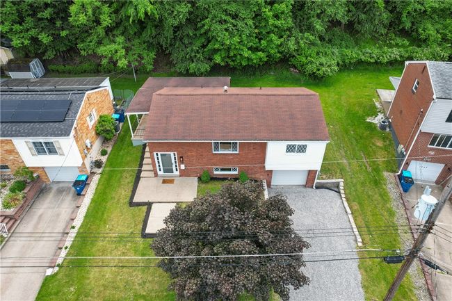 127 Greenview Dr, House other with 4 bedrooms, 2 bathrooms and null parking in Verona PA | Image 31