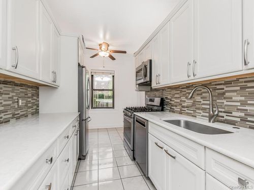 1p-5 Franklin Ave, White Plains, NY, 10601-3839 | Card Image
