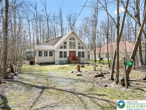 7148 Winnebago Dr, POCONO LAKE, PA, 18347-8128 | Card Image