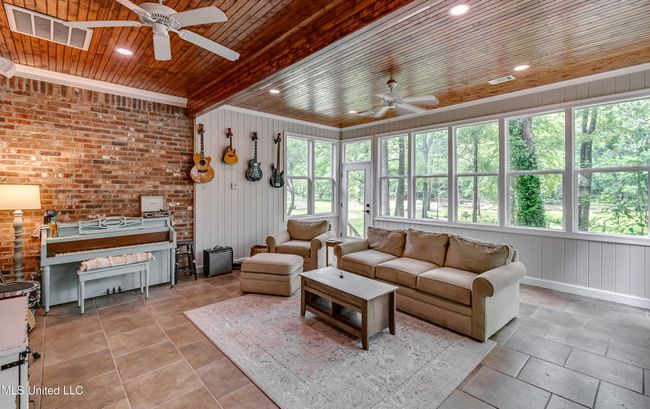 sunroom 1025 Monet Cv-24 | Image 71