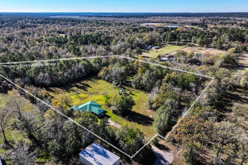 15 Davis Ln, Huntsville, TX, 77340-0628 | Card Image