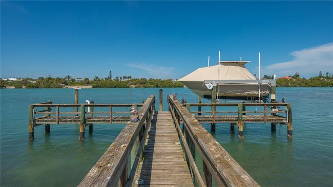 UNIT-102 - 221 Bayshore Rd, Condo with 3 bedrooms, 3 bathrooms and null parking in Nokomis FL | Image 52