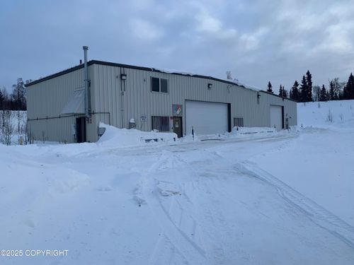 45710 Miller Loop Rd, Kenai, AK, 99611-9698 | Card Image