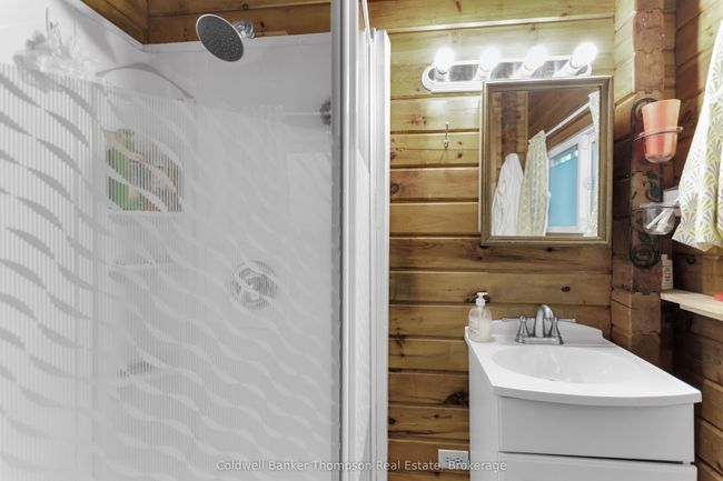 254 Lakeshore Rd, House other with 3 bedrooms, 2 bathrooms and 4 parking in Huntsville ON | Image 28