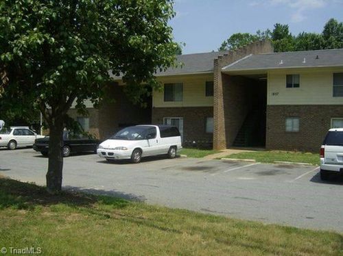 apt-11-1807 S Scales St, Reidsville, NC, 27320-6141 | Card Image