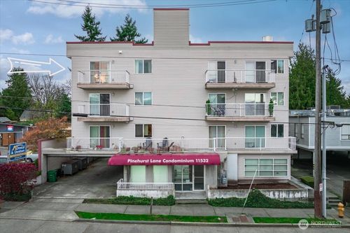 401-11532 15th Ave Ne, Seattle, WA, 98125-6355 | Card Image