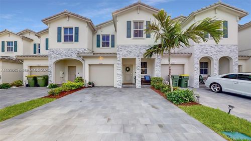 1030 Se 26th Ter, Homestead, FL, 33035-2542 | Card Image