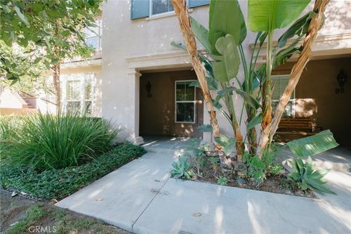 89 Duet, Irvine, CA, 92603-4251 | Card Image