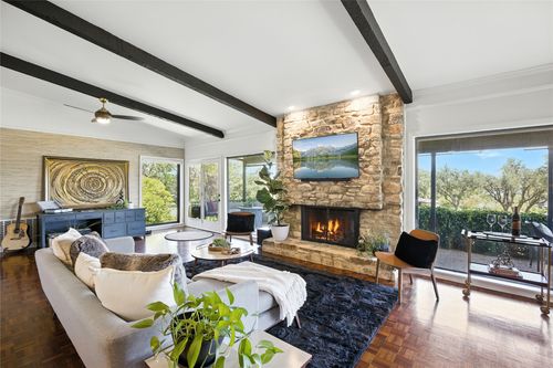 402 Seawind, Lakeway, TX, 78734-4444 | Card Image