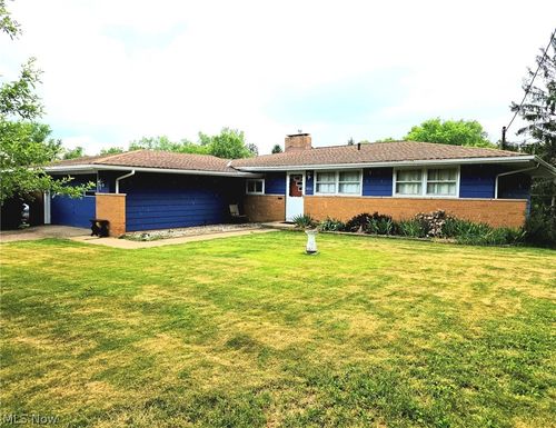 7623 Alan Pkwy, Middleburg Heights, OH, 44130-6404 | Card Image