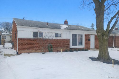 21734 Eastwood Ct, Warren, MI, 48089-2827 | Card Image