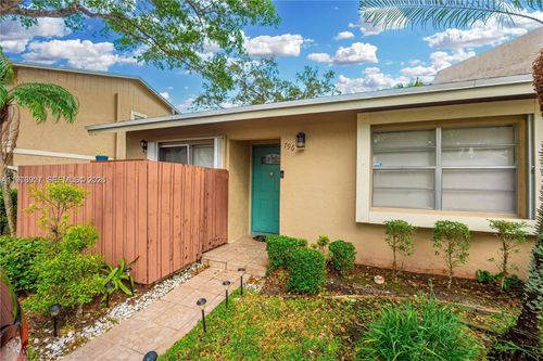 796-796 Banks Rd, Coconut Creek, FL, 33063-4658 | Card Image