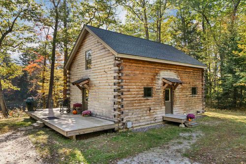 1484 Us Route 3, Campton, NH, 03223-4441 | Card Image