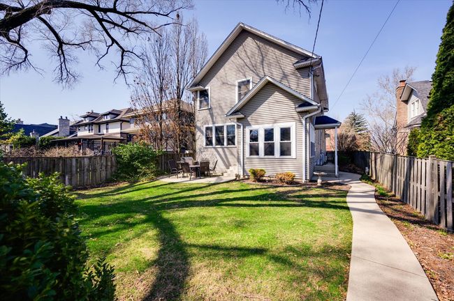 221 N Illinois St, House other with 4 bedrooms, 4 bathrooms and 2 parking in Elmhurst IL | Image 31