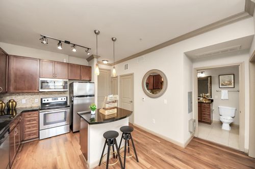 251-6363 San Felipe Street, Houston, TX, 77057 | Card Image