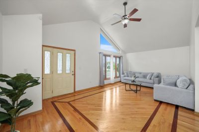 4805 S Lockwood Avenue, House other with 3 bedrooms, 2 bathrooms and 2 parking in Chicago IL | Image 2