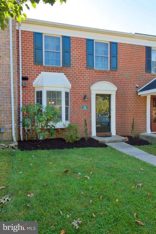 24 Marshs Victory Ct, CATONSVILLE, MD, 21228-2439 | Card Image