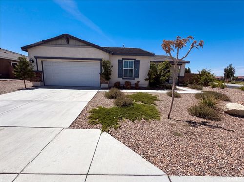 11550 Halter St, Victorville, CA, 92392-8123 | Card Image