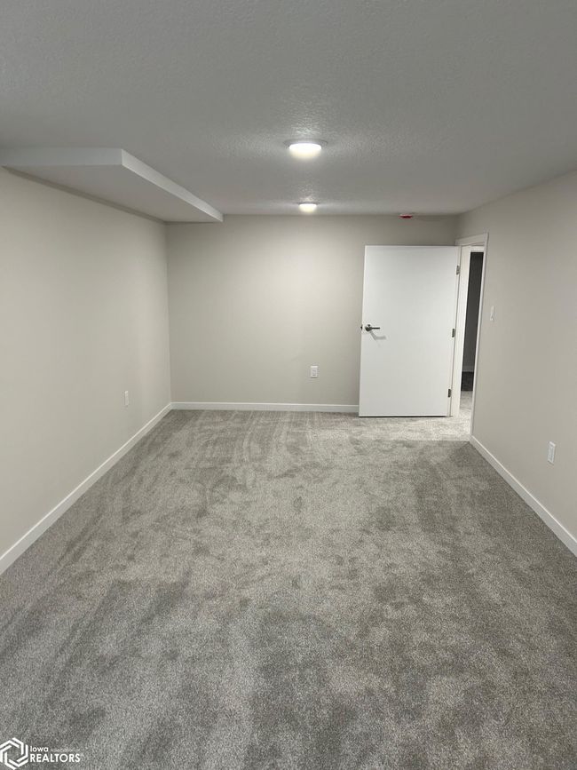 906 4 Th St, Home with 4 bedrooms, 2 bathrooms and 6 parking in Victor IA | Image 32