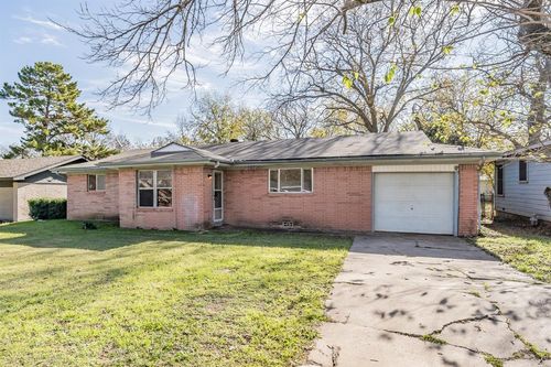 707 Rose Avenue, Cleburne, TX, 76033 | Card Image