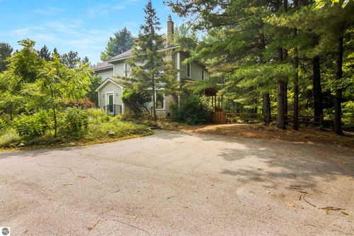 7651 Timberwoods Drive, Traverse City, MI, 49684 | Card Image