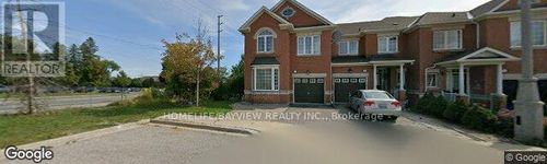 18 8 Townwood Drive, Richmond Hill (Jefferson), ON, L4E4Y9 | Card Image