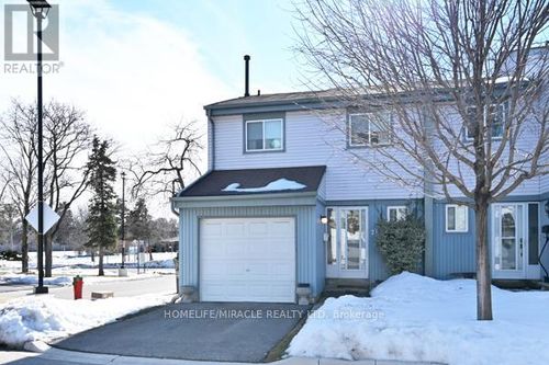 27-121 Falconer Dr, Mississauga, ON, L5N2K8 | Card Image