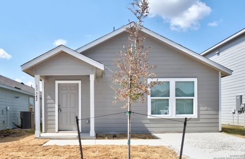 11542 Field Briar, Converse, TX, 78109 | Card Image